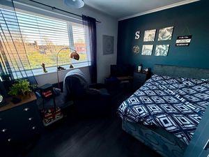 Bedroom 2- click for photo gallery